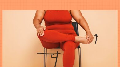 this-seated-leg-stretch-makes-tight,-achy-shins-feel-so,-so-good